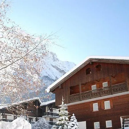 Cirelle & ホテル カナツェーイ