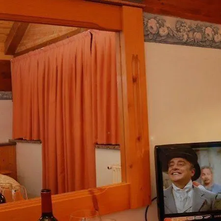 Cirelle & Готель Канацеї