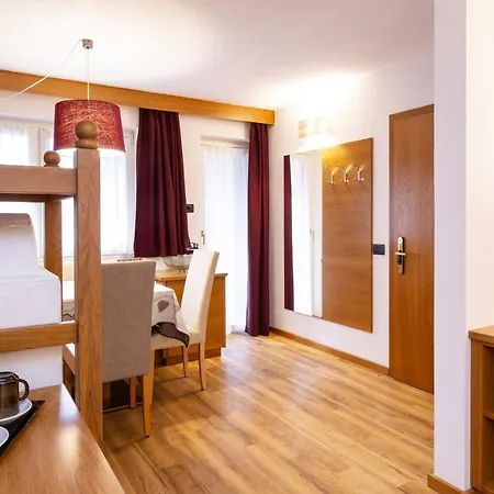 Cirelle & ホテル カナツェーイ